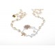Collana di corallo bianco e un filo di perle bianche medie