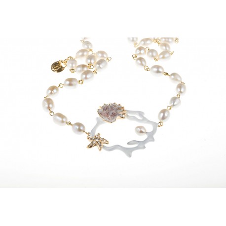 Collana di corallo bianco e un filo di perle bianche medie
